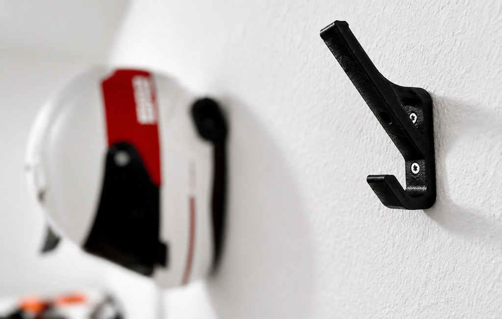 CYVORI Helmhalterung – Motorradhelm Wandhalter | 3D-Druck, Made in Germany