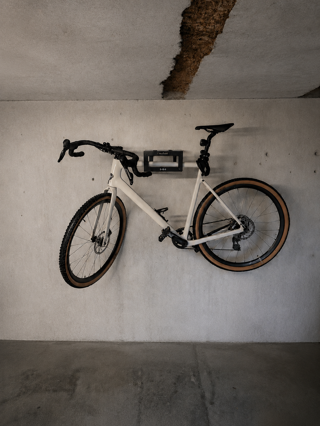 CYVORI Velo Wall Mount – Fahrrad Wandhalterung mit Helmhalter | Stahl